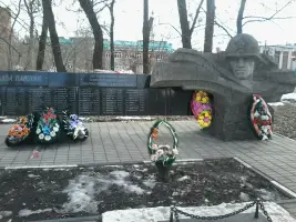 Братская могила советских воинов, погибших в 1941–1945 гг, фотография 3