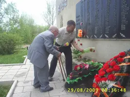 Памятник Василисе Асташовой в селе Никольское-на-Еманче Хохольского района Воронежской области, фотография 5