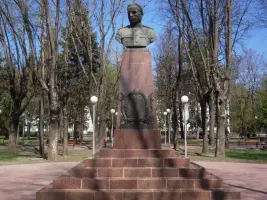 Бюст дважды Героя Советского Союза П.М.Камозина