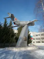 Мемориальный комплекс во дворе МБУ школы № 1 имени Виктора Носова