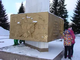 Памятник землякам – воинам, погибшим на фронтах Великой Отечественной войны
