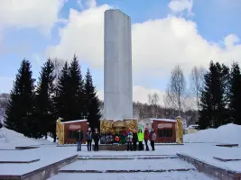 Памятник землякам – воинам, погибшим на фронтах Великой Отечественной войны, фотография 3