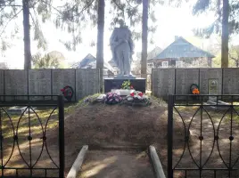 Памятник солдату на братском захоронении, фотография 3