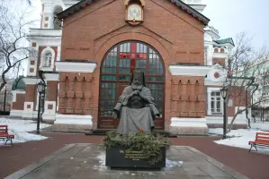 Памятник святителю Луке