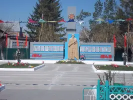 Обелиск армизонцам, погибшим в годы Великой Отечественной войны в селе Армизонском Армизонского района Тюменской области, фотография 3