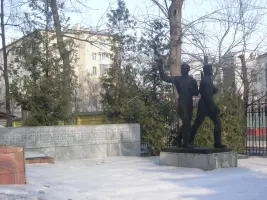 Памятник воинам-менделеевцам