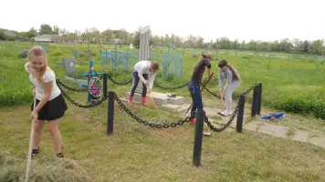 Памятник Жоре Пономарёву