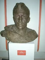 Мемориальная доска, бюст, стена памяти, фотография 2