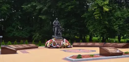 Памятник-мемориал «Воинам-разведчикам», фотография 2