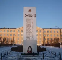 Памятник студентам и преподавателям бурятского сельхозинститута, погибшим на полях Великой Отечественной войны