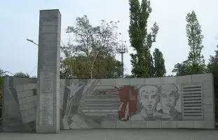 Памятник посвящен Пионерам-героям. г. Каменск-Шахтинский Ростовская облать