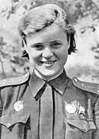 Памятник Жене Рудневой в г. Керчь