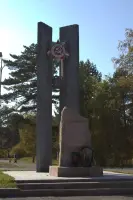 АЛЛЕЯ ВЕТЕРАНОВ И ОБЕЛИСК СЛАВЫ