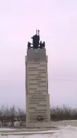 Памятник в честь легендарных трактористок бригады Дарьи Гармаш