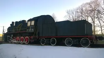 Памятник-паровоз Эм 725-39, фотография 2