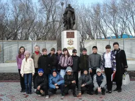 Мемориал на площади Победы "Воинам-землякам, участникам Великой Отечественной войны 1941-1945гг."