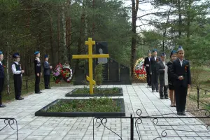 Братская могила вблизи деревни Степаньково Тверской области, фотография 3