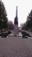 Братская могила советских воинов, фотография 2