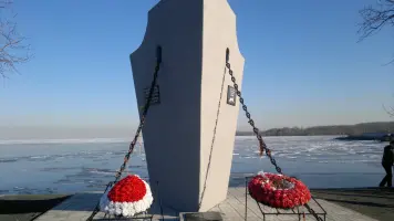 Памятник героям-участникам беспримерной военной операции «Нева-2»