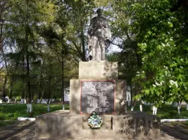 Памятник воинам, погибшим в Великой Отечественной войне