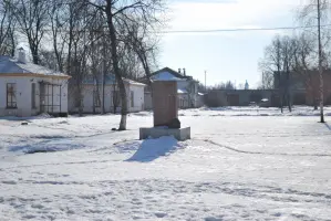 Памятник погибшим сотрудникам 1-ой городской клинической больницы