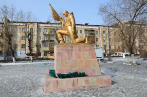 Мемориал памяти работникам ЛВРЗ, погибшим в Великой Отечественной войне, фотография 4