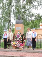 Бюст Героя Советского Союза Дементьева Андрея Александровича, фотография 3