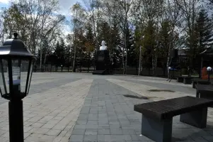 Памятник Герою Советского Союза Смирных Л.В, фотография 5