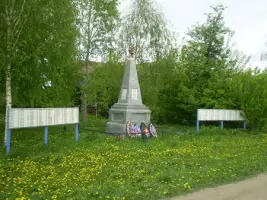 Памятник погибшим воинам