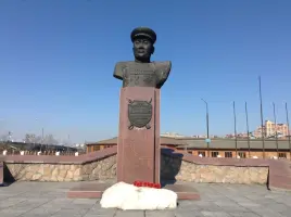 Памятник Герою Советского Союза Балдынову Илье Васильевичу, фотография 2