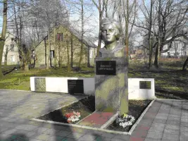 Бюст санинструктора А.А.Серебровской, фотография 2