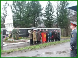 Памятник павшим воинам-землякам, фотография 3