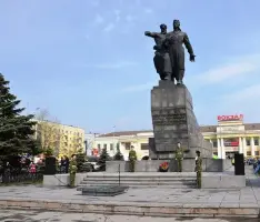 Воинам Уральского добровольческого танкового корпуса