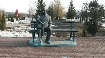 Памятник «Ветерану-победителю»