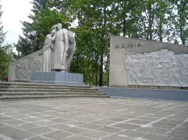 Монумент Воинской Славы в п. Медведево, фотография 2
