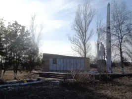 Памятник воинам, погибшим на фронтах Великой Отечественной войны. Село Краснополье, Волгоградская область, фотография 2