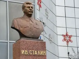 Бюст советского политического, государственного, военного и партийного деятеля Иосифа Виссарионовича Сталина, фотография 2