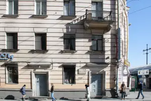 Памятная доска А.И. Гривцову