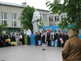 Давайте, люди, об этом не забудем! Памятник Неизвестному солдату