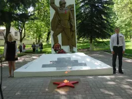 Памятник воинам 100 стрелковой дивизии в Орловке