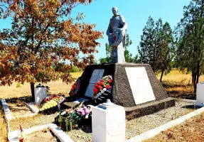 Хутор Семибалки, Азовский район, Ростовская область - братская могила, мемориал, фотография 4
