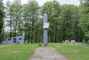 Памятник на месте расстрела совестких граждан, фотография 2