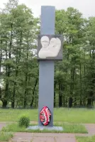 Памятник на месте расстрела совестких граждан, фотография 3