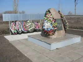Памятник погибшим воинам 93 стрелкового полка, фотография 2