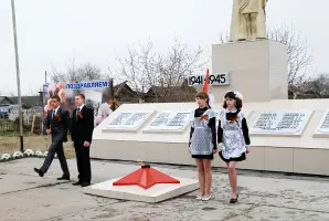Памятник погибшим в годы ВОВ, фотография 2