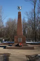 2 Памятник участникам обороны Ленинграда