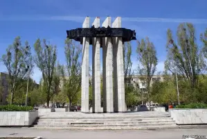 Стела 40 лет мира - г. Волгодонск, Ростовская область