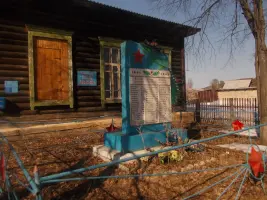 Памятный знак Великой Отечественной войны в поселке Верхний Айск, фотография 3
