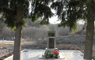 Памятник жителям, погибшим в Великой Отечественной войне в деревне Студенцы