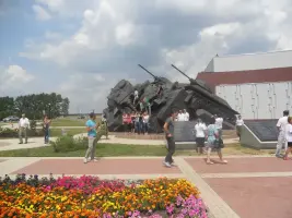 Памятник Неизвестному Солдату в селе Новоречье